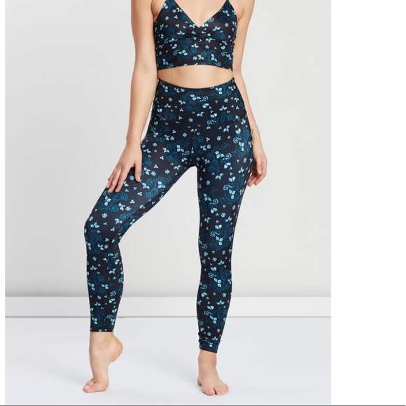 Beyond Yoga Bali Blue Lux High Waisted Leggings - Picture 2 of 10
